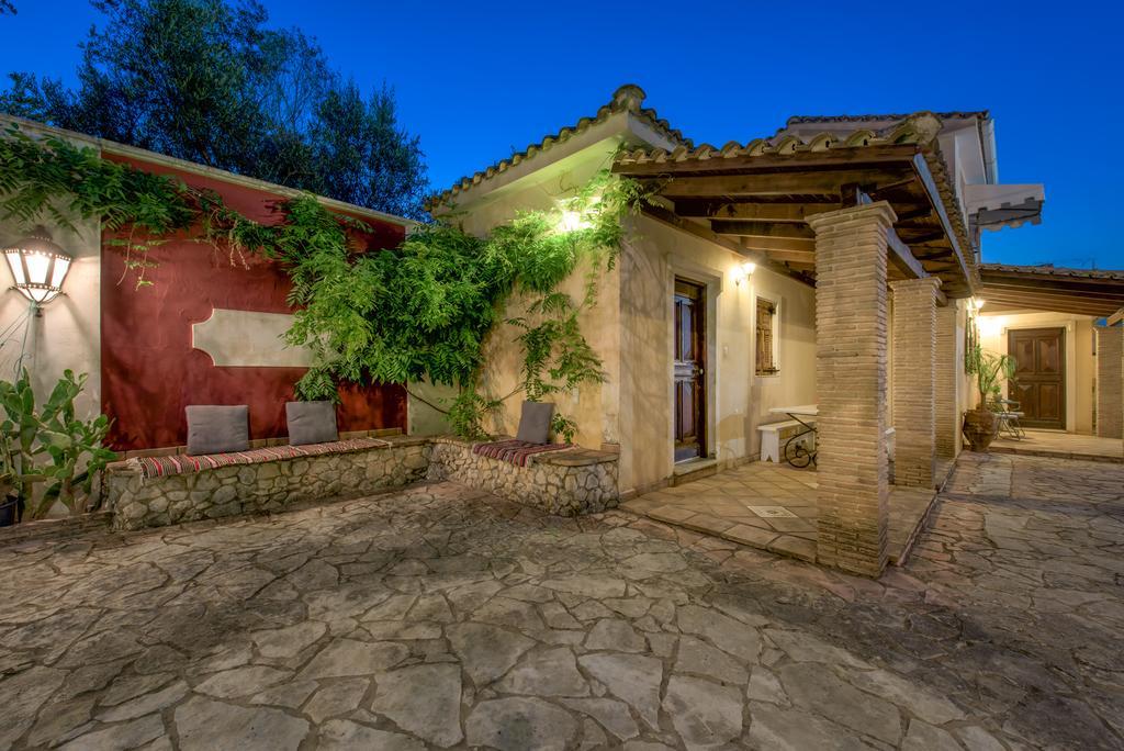 Agios Dimitrios  Sarakino House Of Literature 빌라 외부 사진